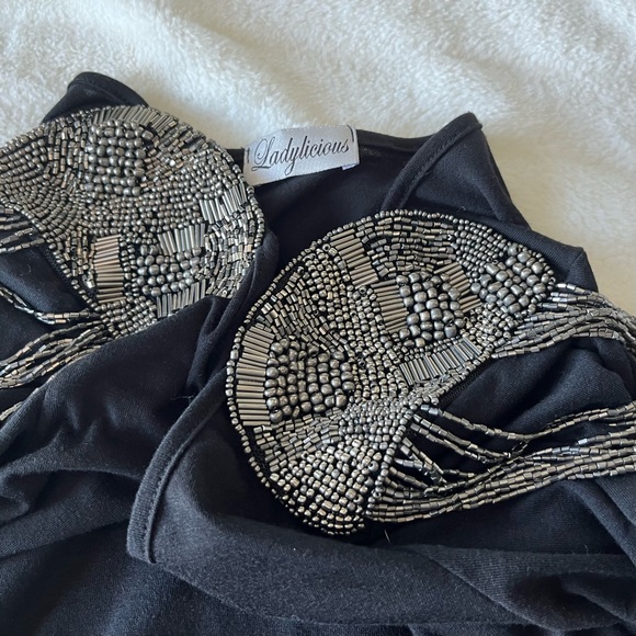 BUNDLE OF 3 BLACK TOPS 🖤🖤🖤 - Picture 13 of 14